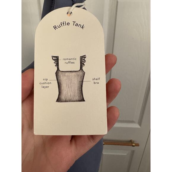 NWT! Blogilates 1X Troposphere Romantic Ruffle Active Tank Top - Picture 7 of 7